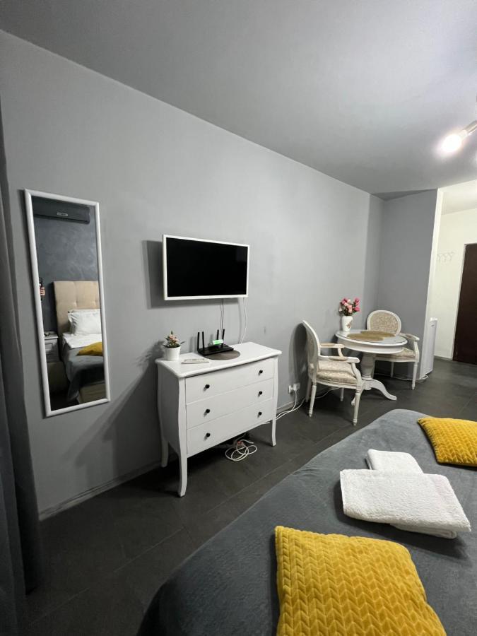 Kenzia Prive Apartment Bucharest Exterior photo